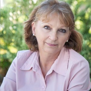 Meet your Posher, Regina